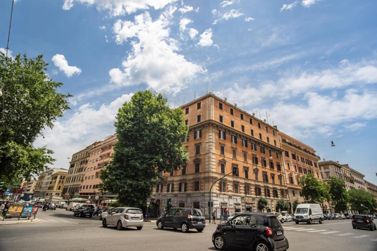 Giulio Cesare Charming Suite Great Location Рим Екстер'єр фото